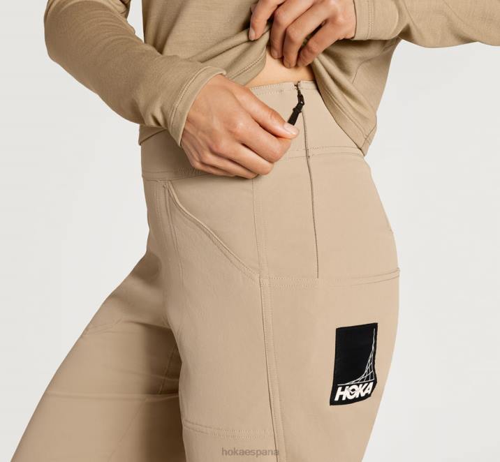 Hoka mujer pantalón de transporte PBDP360 duna